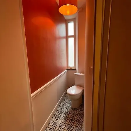 Dom wakacyjny Maison Pour 10 Personnes Max En Plein Centre De Ste Mere Eglise Sainte-Mère-Église