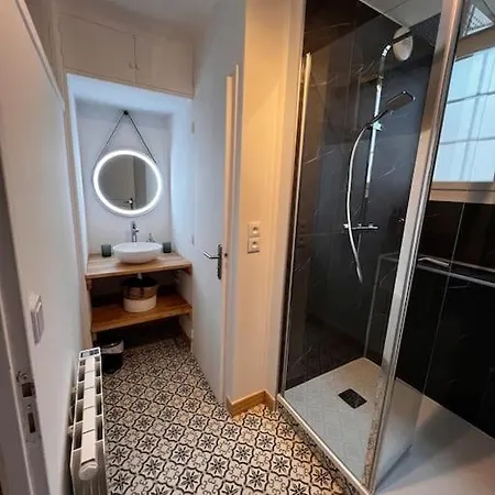 Maison Pour 10 Personnes Max En Plein Centre De Ste Mere Eglise Sainte-Mere-Eglise