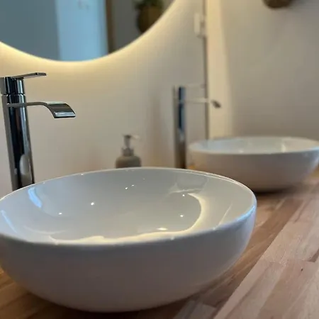 Maison Pour 10 Personnes Max En Plein Centre De Ste Mere Eglise Feriehus Sainte-Mère-Église