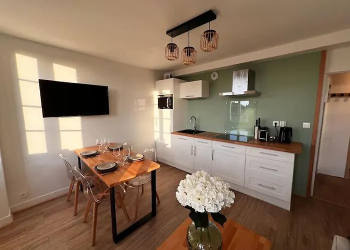 Maison Pour 10 Personnes Max En Plein Centre De Ste Mere Eglise Prázdninový dům Sainte-Mère-Église