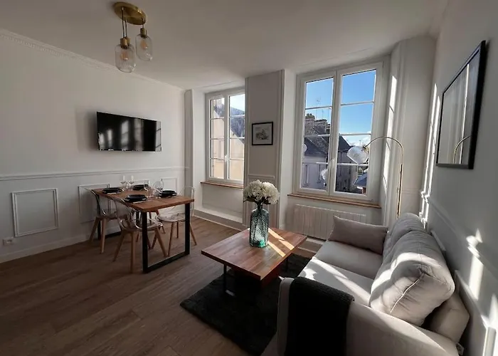 Prázdninový dům Maison Pour 10 Personnes Max En Plein Centre De Ste Mere Eglise