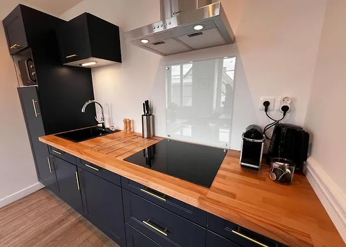 Prázdninový dům Maison Pour 10 Personnes Max En Plein Centre De Ste Mere Eglise *