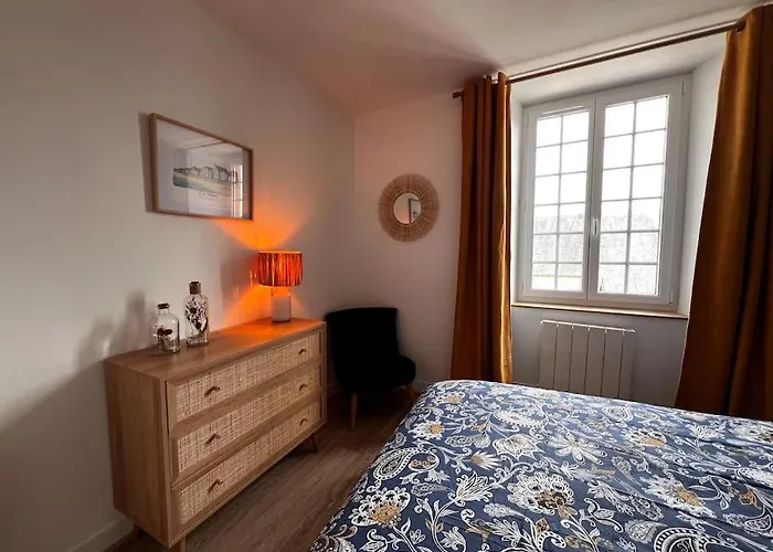 Prázdninový dům Maison Pour 10 Personnes Max En Plein Centre De Ste Mere Eglise Sainte-Mère-Église